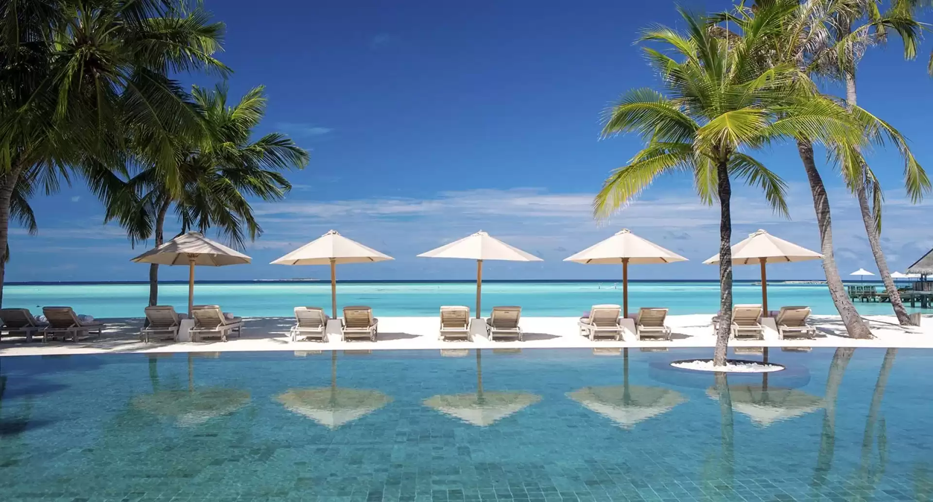 Book Online World Wide Hotels!